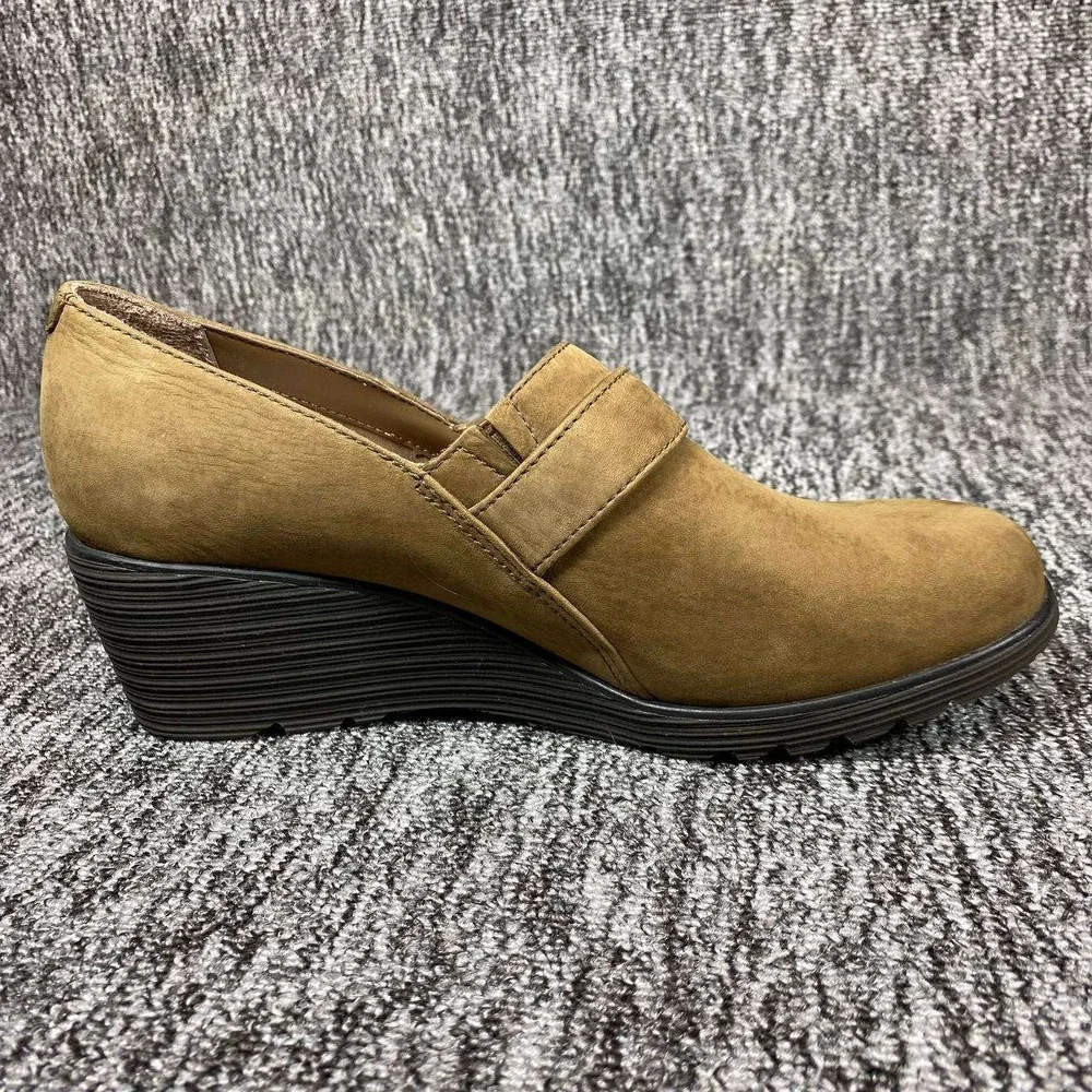 Dansko Clio Wedge Loafers Women 7.5-8 Mushroom Brown Nubuck Leather Buckle Clogs